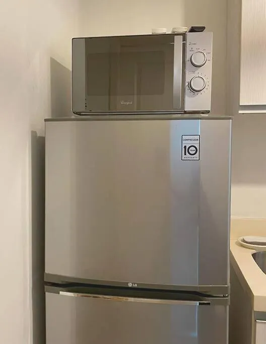 2Br With Wifi, Pool, & Smart Tv, Near Naia Apartment Manila Philippines